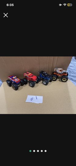 Lot of 4 - Hot Wheels Monster Jam Trucks 1/64 #1
