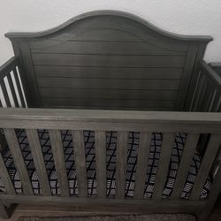 Wooden Baby crib 