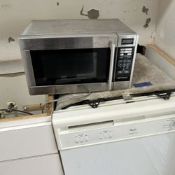 Microwave, Fridge And Range Oven