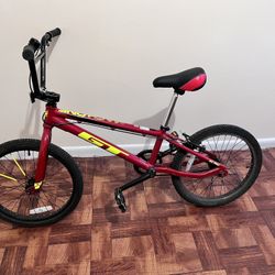 GT MACH ONE BICYCLE FOR KINDS 