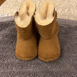 Toddler chestnut uggs