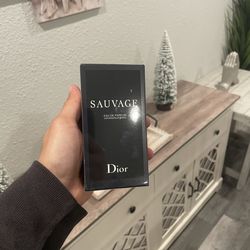 Sauvage Dior cologne