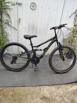 Mongoose Standoff Mountain Bike 26 In Bike