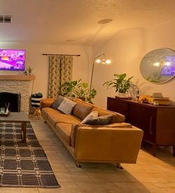 Article Cadiz 90” leather Sofa