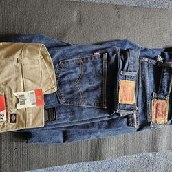 Levi's 