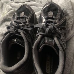 Black and grey New Balance 1906r  