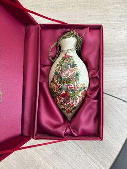 Ne’Qwa Art “Joy To The World Tree” Ornament