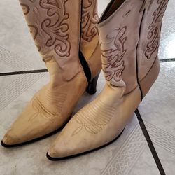 Women's boots