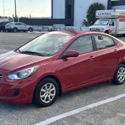 2013 Hyundai Accent