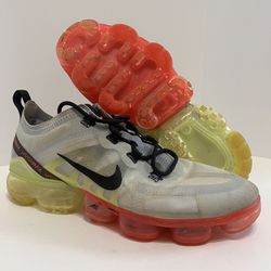 Men’s Nike Vapormax Sneakers Size 8