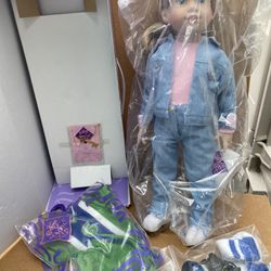New 18” Magic Attic Club Alison Doll with extra outfit