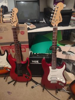 2 Squier Fender Guitar Pro fret-level setup perfectly now 299!