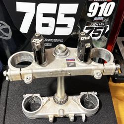 2019 CRF 450 Triple Clamp