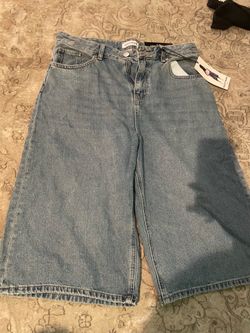 New jorts with tag