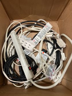 Extension Cord & Power Strip Lot – 8 Pieces, Mostly Used + 1 New