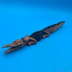 Multicolor Aligator Statue