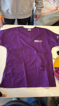 Woemns Nurse shirt, Purple