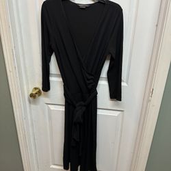 BCBGMAXAZRIA Black Wrap Dress With Belt Tie Size S Stretch Good Condition 