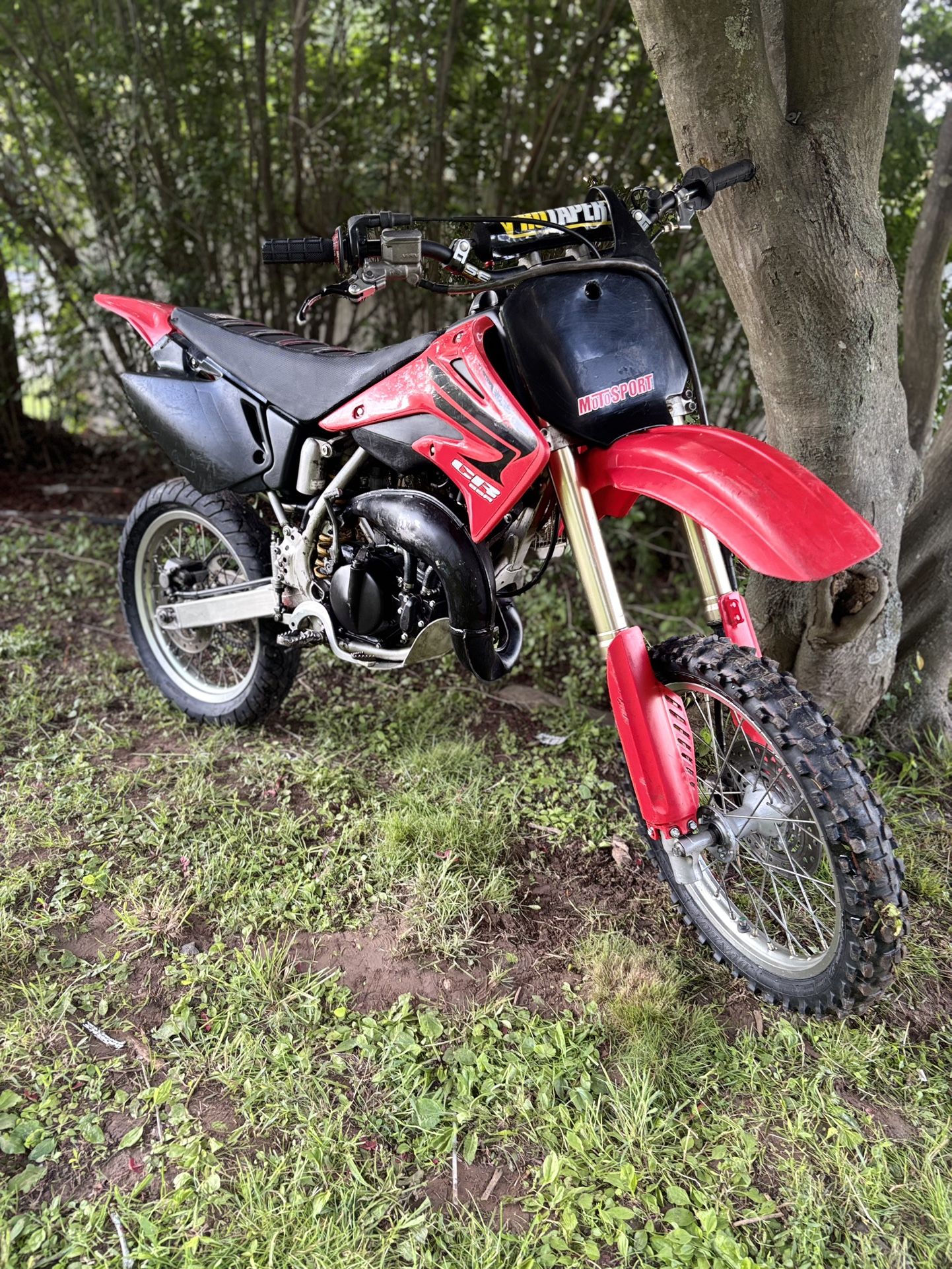Cr85r 