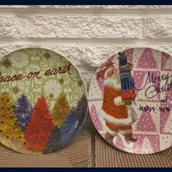 ROSanna A groovy kind of christmass set of 4 glass salad plates brand new with box packed