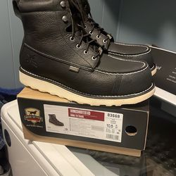 Red Wings XD waterproof steel toe boots size 10.5