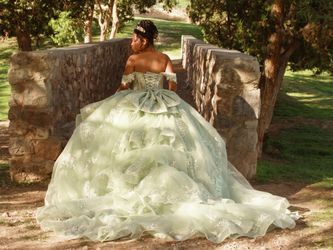 Sweet sixteen dress