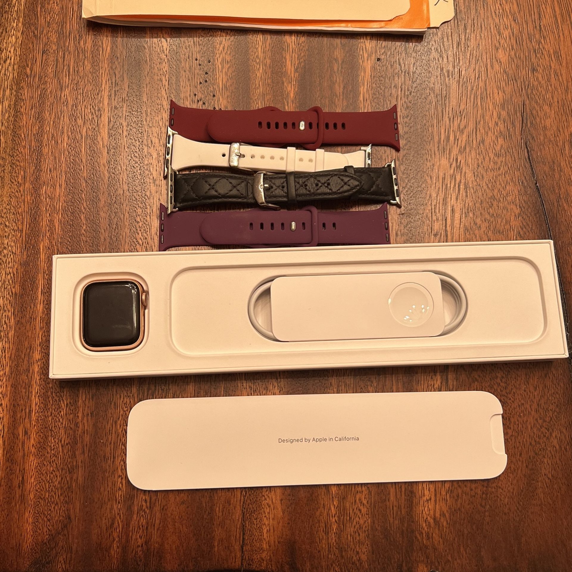 Apple Watch 5 Series .