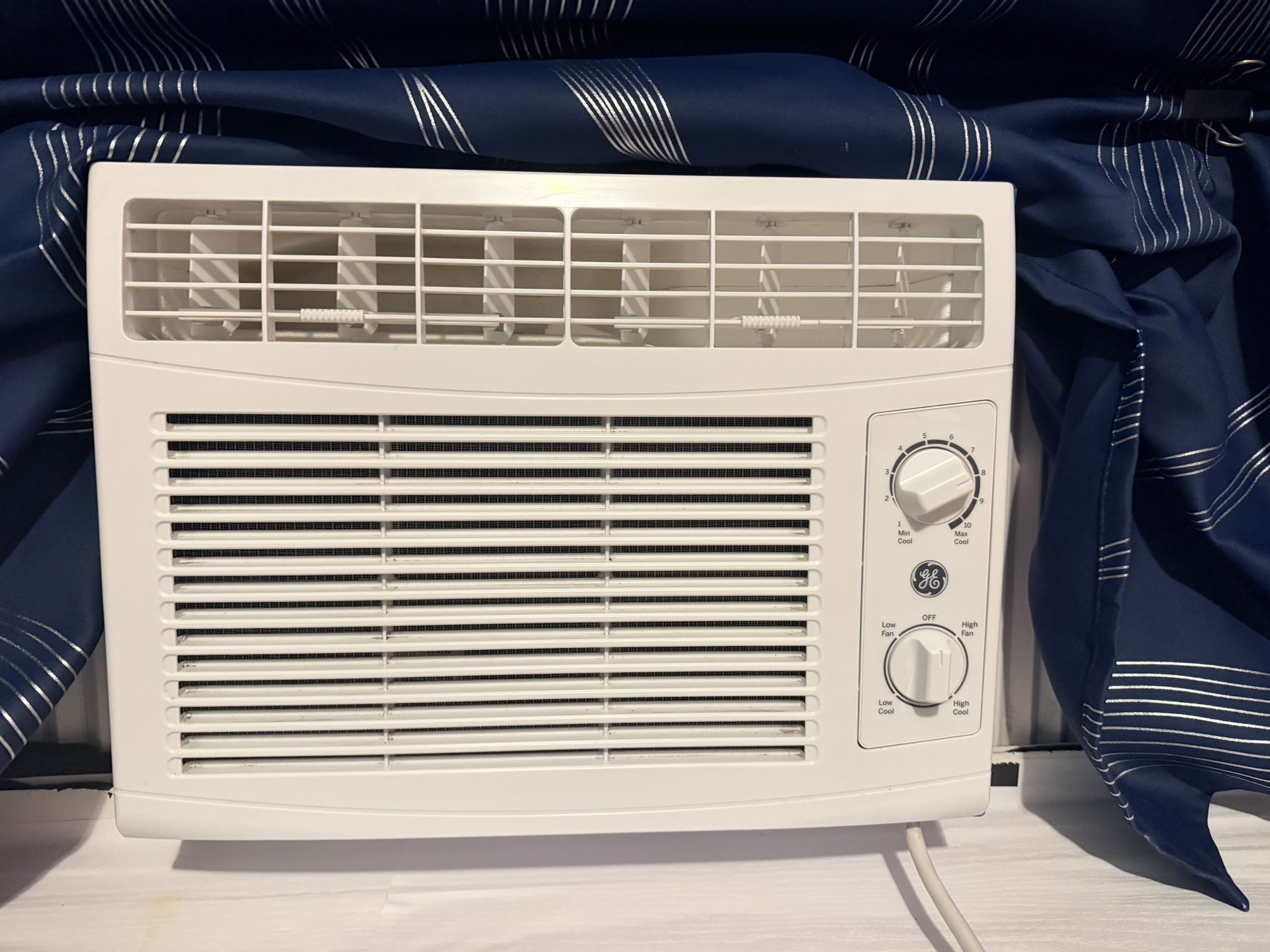 GE 5,000 BTU 115V Window Air Conditioner