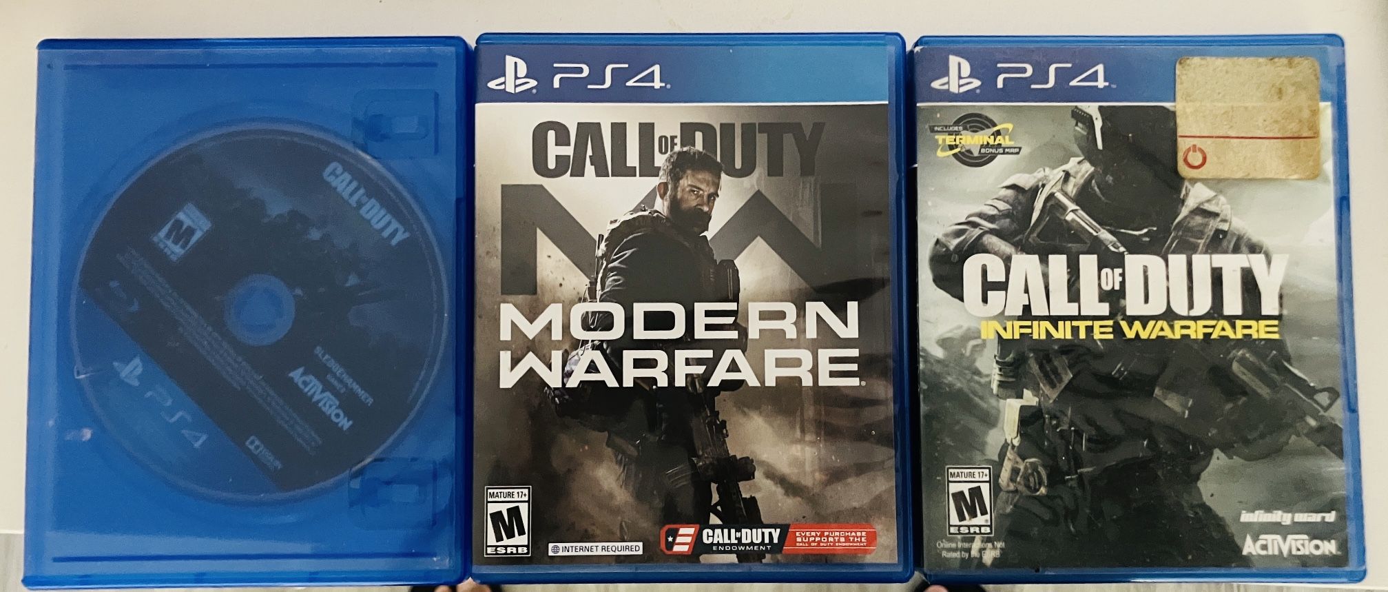 Call Of Duty PS4 (3 Games)