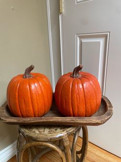 🎃NWT🎃 Resin Pumpkins 💥Great For the Holidays 💥