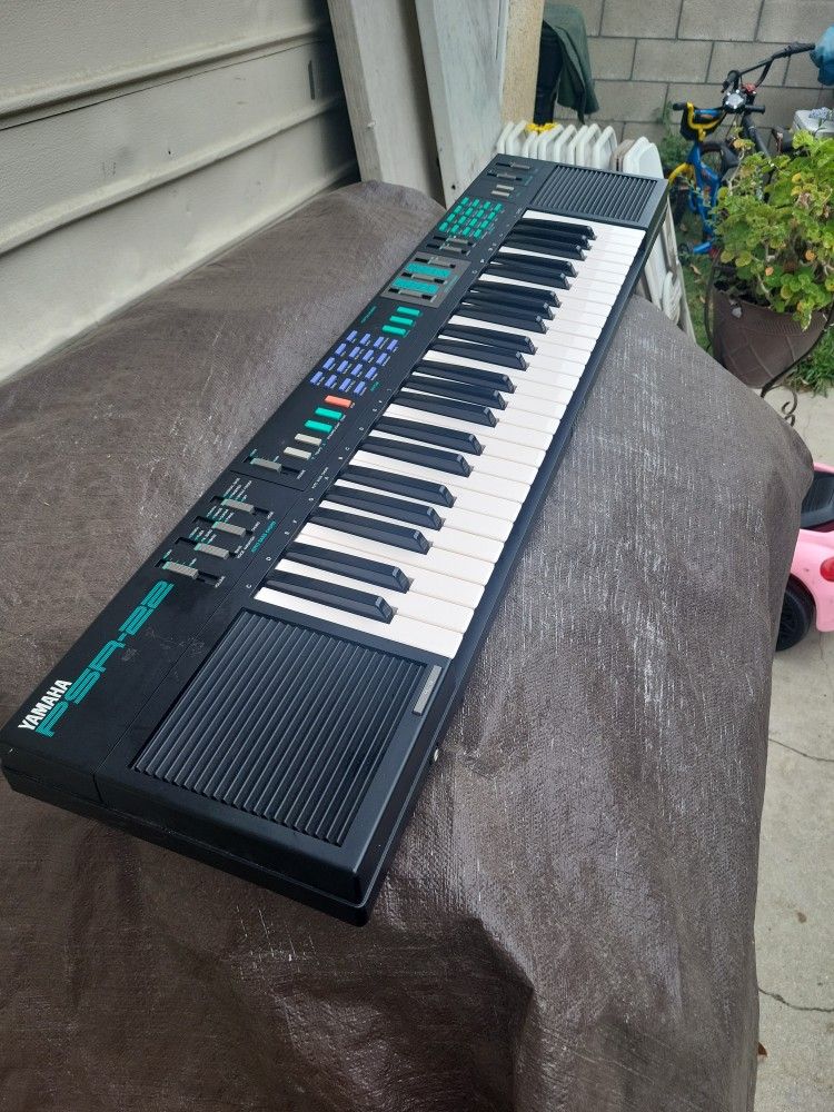 Yamaha Keyboard