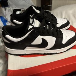 Nike Panda Dunks
