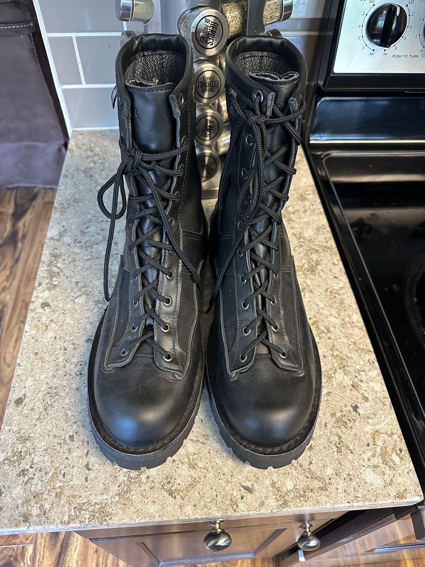 Men’s Dannner Boots