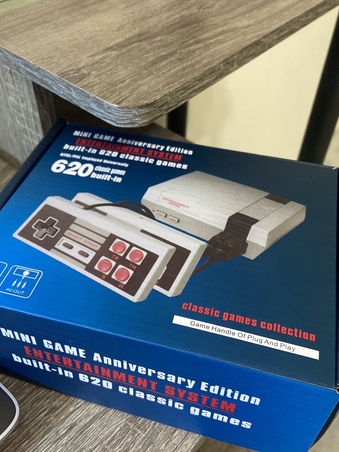 Retro Console built In Nintendo Games 620 Retro Games Two Controllers SHIPPING AVAILABLE 🚚🕹