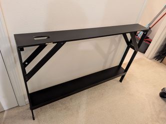 FREE Narrow table/shelf