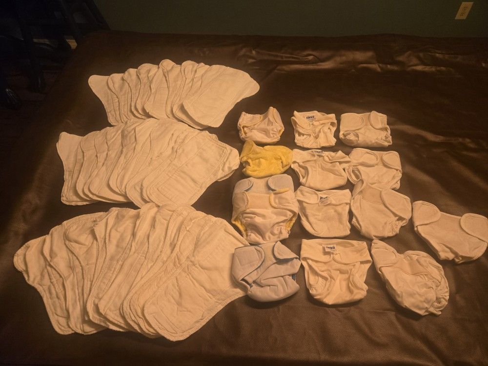 HUGE lot Of Cloth Diapers 100% Cotton