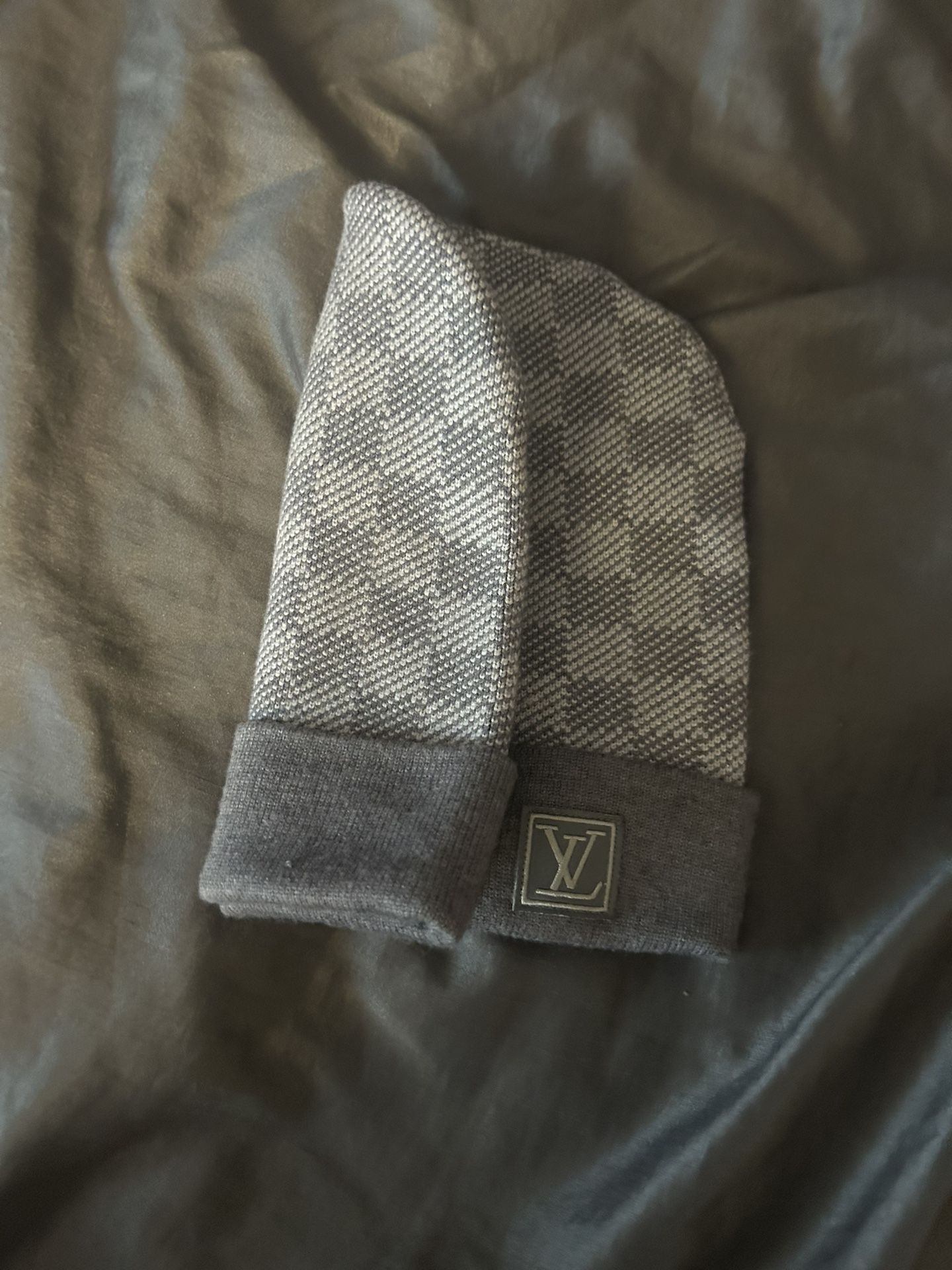 LV Gray And White Hat