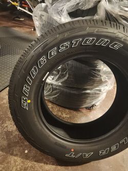 Tires 225/65R17 Bridgestone Dueler A/T