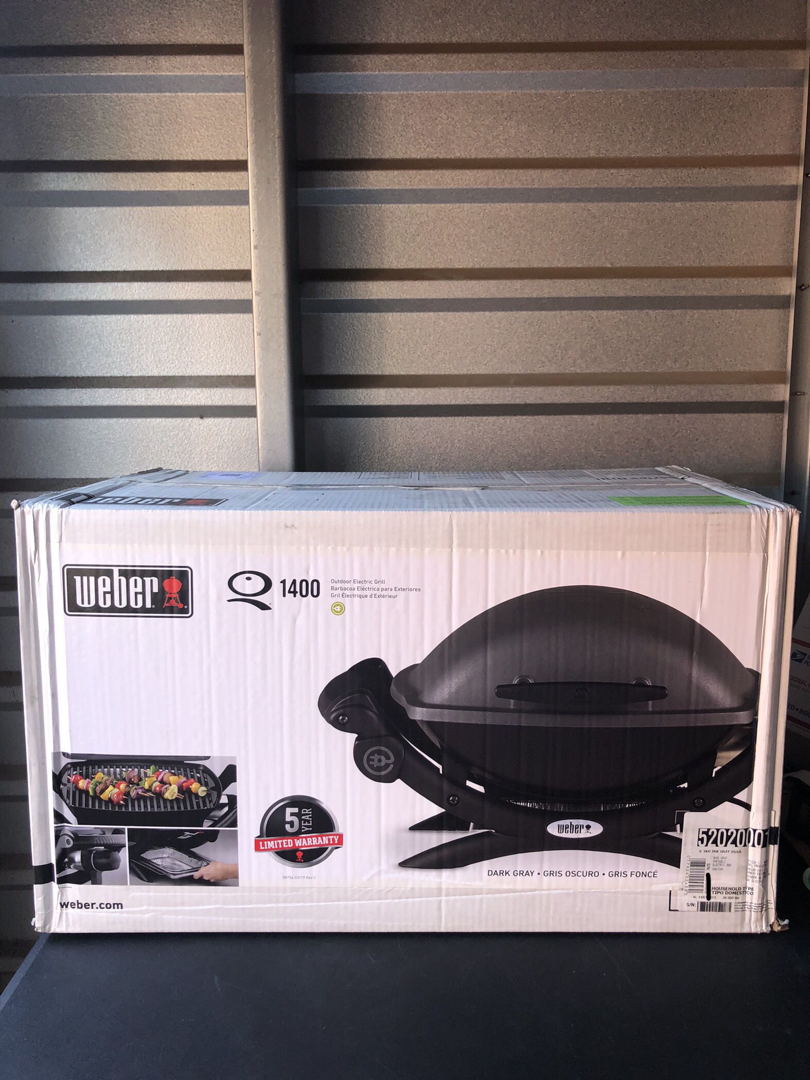 Weber Q1400 Electric Portable Table Top Grill
