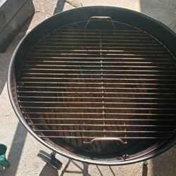 Like New Weber Charcoal Grill