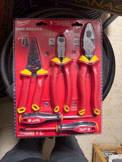 Milwaukee 1000V Insulated 5-Piece Hand Tool Set