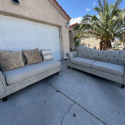Like new Hartford Gray 7 Piece Dining Set 