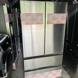 STEAL OF THE WEEK 😮‍💨 4-Door French Door Refrigerator with Dual Auto Ice Maker - Stainless Steel
