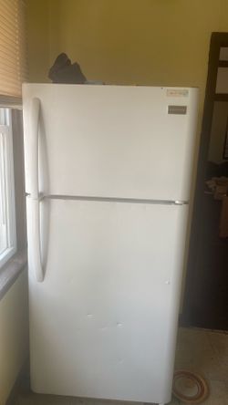 Fridge for sell