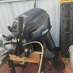 Tohatsu outboard 18hp  4 stroke