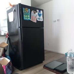 Kenmore Refrigerator 