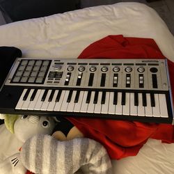 Korg MicroKONTROL MIDI Controller