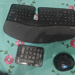 Microsoft Sculpt Ergonomic Wireless Desktop Keyboard Mouse