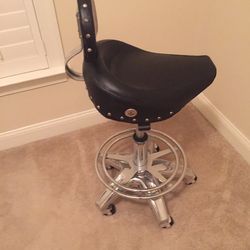 Motorcycle Saddle Stool