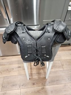 Douglas JP24 Youth Shoulder Pads